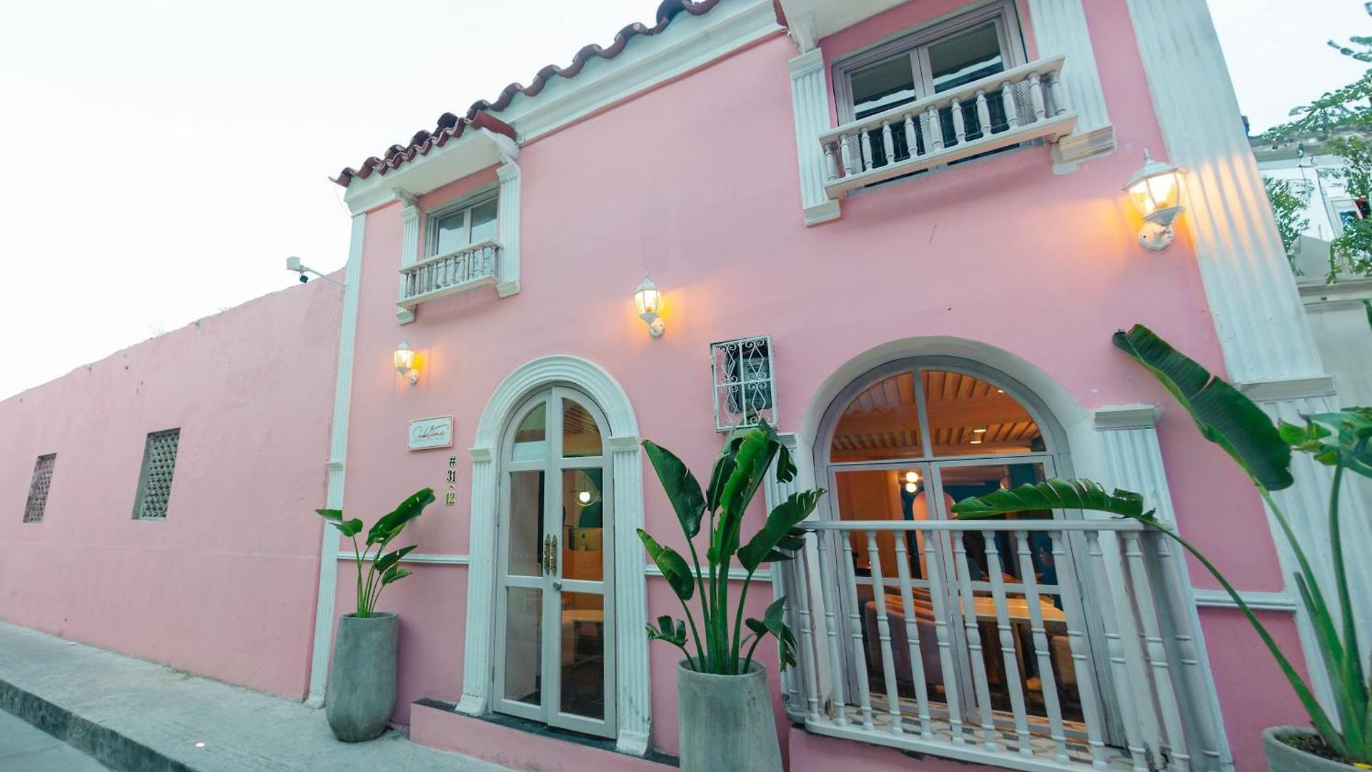 Sublime Hotel 4*